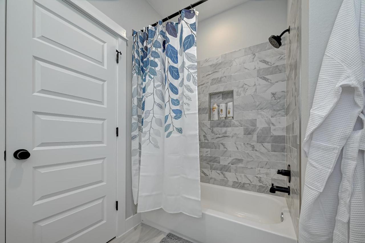 Elegant 3Br Haven- Games, Luxury & Lush Garden Villa Houston Bagian luar foto